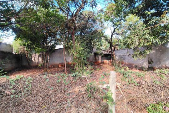 Quintal de casa à venda com 3 quartos, 1530m² em Recanto do Poeta I, Lagoa Santa