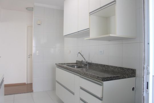 Cozinha de apartamento para alugar com 2 quartos, 66m² em Olímpico, São Caetano do Sul