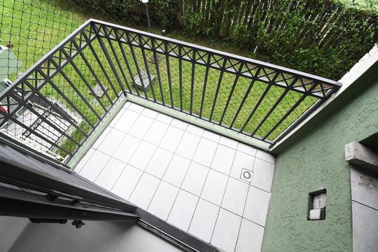 Sacada de apartamento para alugar com 3 quartos, 59m² em Sítio Cercado, Curitiba