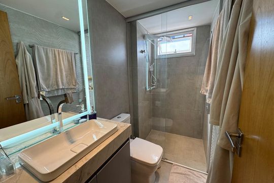 Banheiro Suíte de apartamento à venda com 2 quartos, 60m² em Jardim América, Goiânia