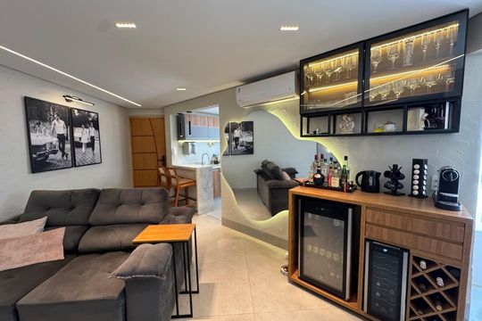Sala de apartamento à venda com 2 quartos, 60m² em Jardim América, Goiânia