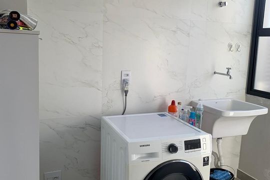 Área de serviço de casa para alugar com 3 quartos, 300m² em Cezar de Souza, Mogi das Cruzes