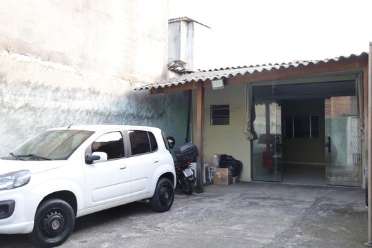 Garagem de casa à venda com 2 quartos, 80m² em Itaquera, São Paulo