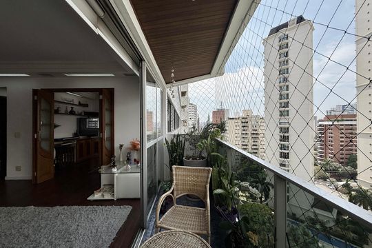 Sacada de apartamento à venda com 3 quartos, 187m² em Cidade Monções, São Paulo