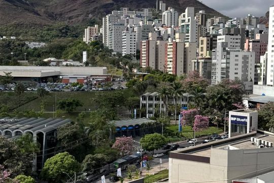 Vista de apartamento à venda com 3 quartos, 108m² em Buritis, Belo Horizonte