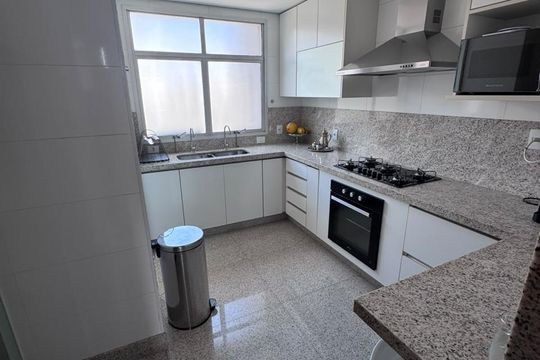 Cozinha de apartamento à venda com 3 quartos, 108m² em Buritis, Belo Horizonte