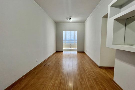 Apartamento para alugar com 2 quartos, 75m² em Cambuí, Campinas