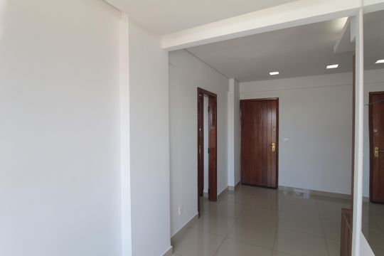 Sala de apartamento para alugar com 2 quartos, 80m² em Ouro Preto, Belo Horizonte
