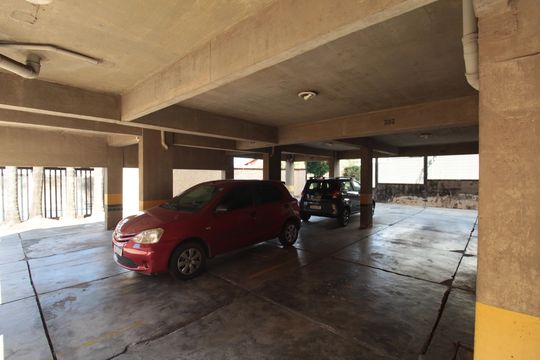 Garagem de apartamento para alugar com 2 quartos, 80m² em Ouro Preto, Belo Horizonte