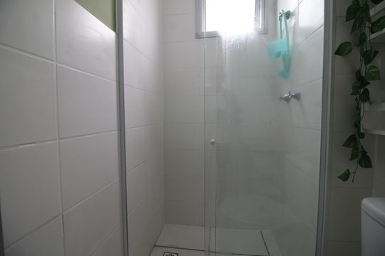 Banheiro de apartamento para alugar com 2 quartos, 49m² em Pechincha, Rio de Janeiro