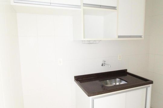 Cozinha de apartamento para alugar com 2 quartos, 74m² em Parque Residencial Aquarius, São José dos Campos