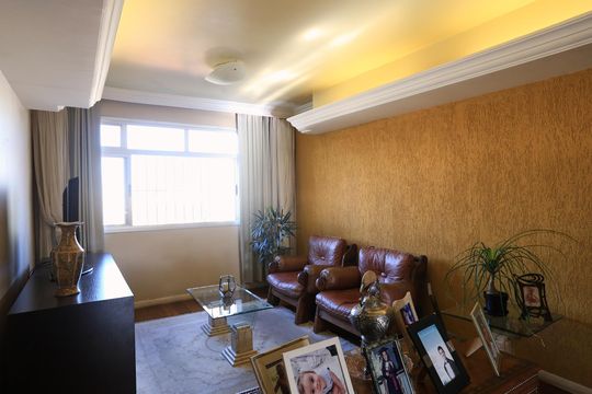 Apartamento à venda com 4 quartos, 141m² em Colégio Batista, Belo Horizonte