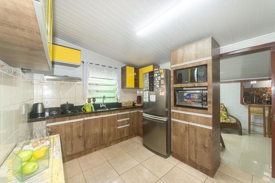 Cozinha de casa à venda com 2 quartos, 112m² em Nossa Senhora Aparecida, Viamão