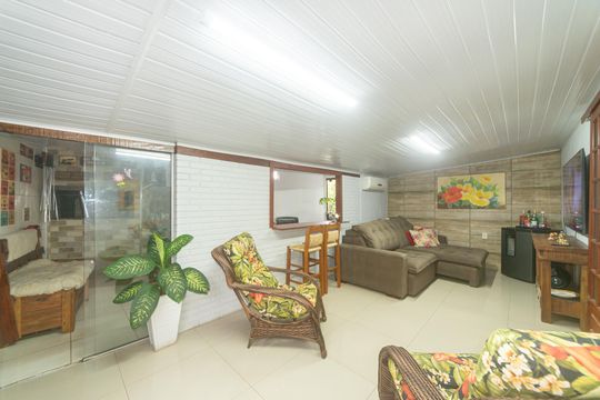 Sala de casa à venda com 2 quartos, 112m² em Nossa Senhora Aparecida, Viamão