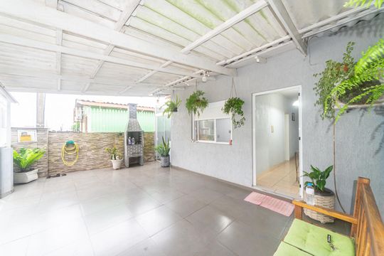 Garagem de casa à venda com 2 quartos, 112m² em Nossa Senhora Aparecida, Viamão