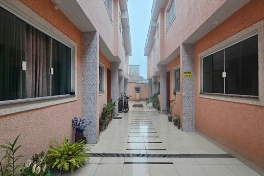 Área comum de casa de condomínio à venda com 2 quartos, 62m² em Vila Uniao (zona Leste), São Paulo