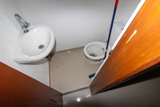 Lavabo de casa de condomínio à venda com 2 quartos, 62m² em Vila Uniao (zona Leste), São Paulo
