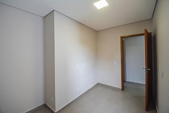 Quarto de apartamento à venda com 2 quartos, 55m² em Baeta Neves, São Bernardo do Campo