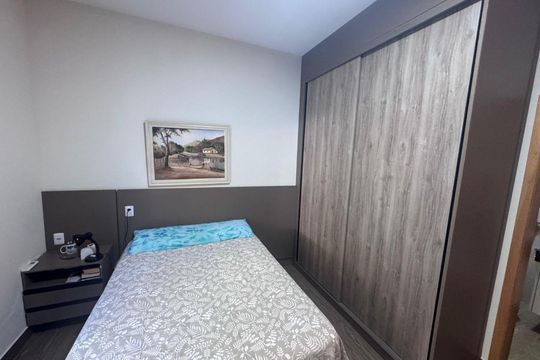 Casa à venda com 3 quartos, 151m² em Jardim Promeca, Várzea Paulista