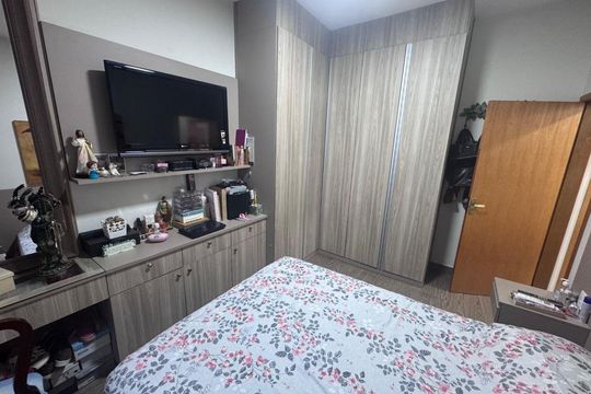 Casa à venda com 3 quartos, 151m² em Jardim Promeca, Várzea Paulista
