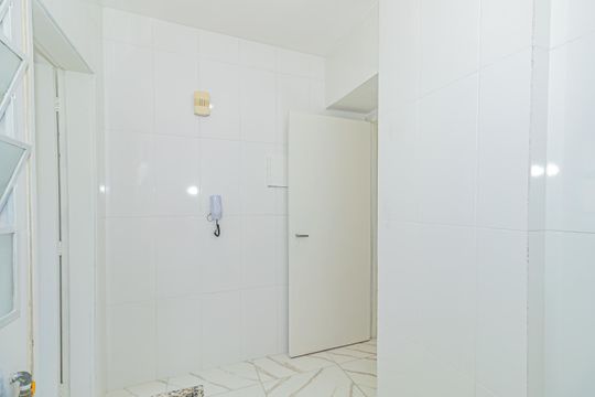 Cozinha de apartamento para alugar com 2 quartos, 65m² em Vila Cordeiro, São Paulo
