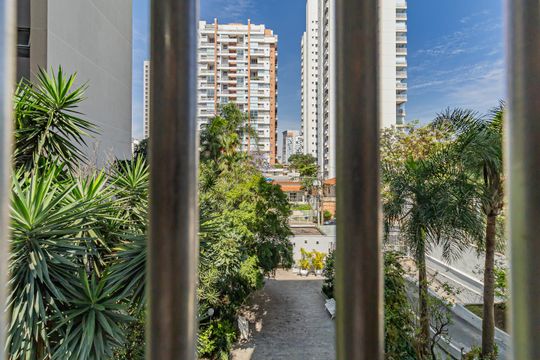 Vista do Quarto 1 de apartamento para alugar com 2 quartos, 65m² em Vila Cordeiro, São Paulo