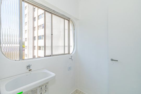 Área de Serviço de apartamento para alugar com 2 quartos, 65m² em Vila Cordeiro, São Paulo
