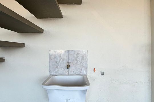Casa para alugar com 4 quartos, 120m² em Vila Veloso, Carapicuíba