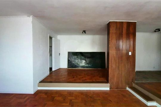Apartamento à venda com 3 quartos, 130m² em Santa Cecilia, São Paulo