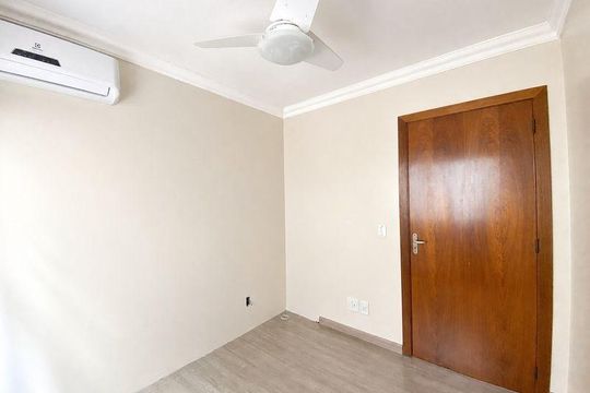 Suíte de apartamento para alugar com 2 quartos, 59m² em Petrópolis, Porto Alegre