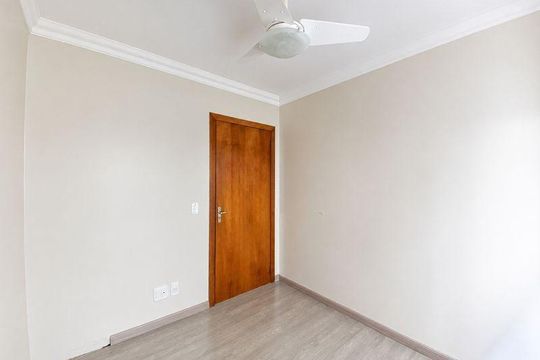Quarto de apartamento para alugar com 2 quartos, 59m² em Petrópolis, Porto Alegre