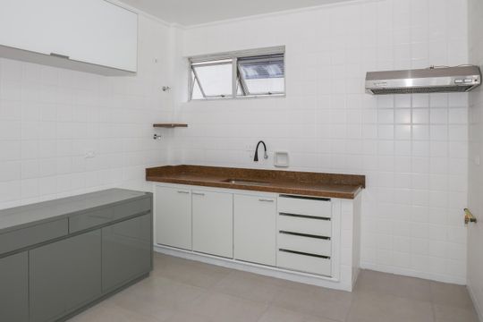 Apartamento para alugar com 2 quartos, 117m² em Alto da Lapa, São Paulo