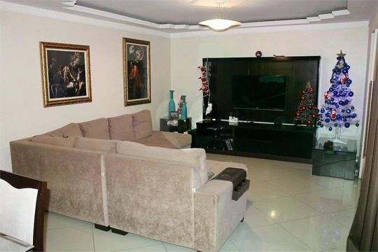 Casa de Condomínio à venda com 4 quartos, 240m² em Vila Kosmos, Rio de Janeiro