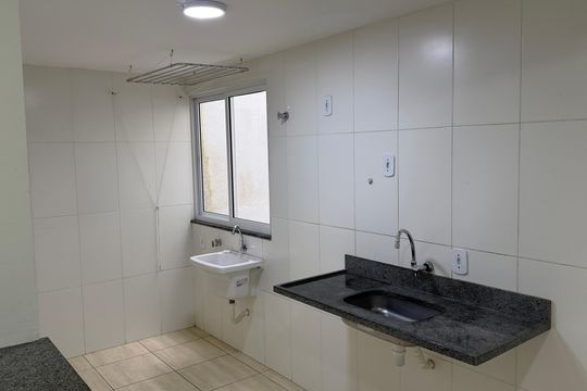 Cozinha/Área de serviço de apartamento para alugar com 1 quarto, 45m² em Curicica, Rio de Janeiro