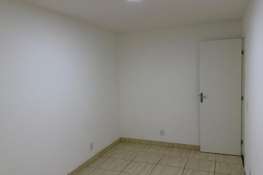 Quarto de apartamento para alugar com 1 quarto, 45m² em Curicica, Rio de Janeiro