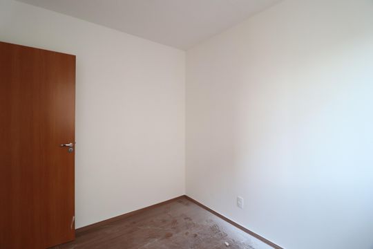 Quarto 1 de apartamento para alugar com 2 quartos, 53m² em Jardim Patricia, Uberlândia