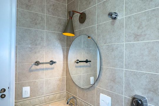 Banheiro de apartamento para alugar com 3 quartos, 95m² em Campo Belo, São Paulo