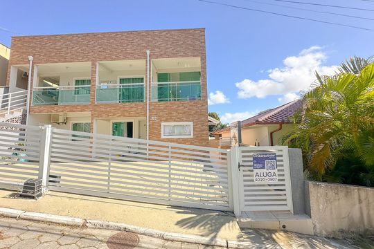 Fachada de apartamento para alugar com 1 quarto, 33m² em Ingleses do Rio Vermelho, Florianópolis