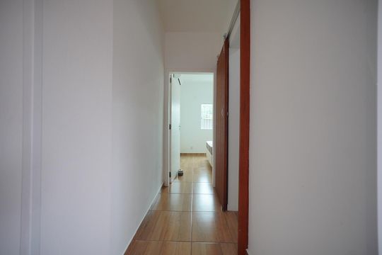 Corredor  de apartamento para alugar com 1 quarto, 33m² em Ingleses do Rio Vermelho, Florianópolis