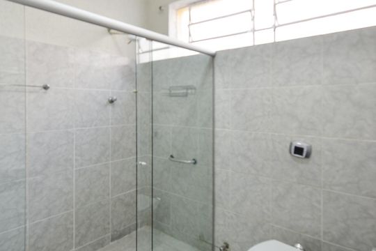 Banheiro  de apartamento para alugar com 2 quartos, 90m² em Prado, Belo Horizonte