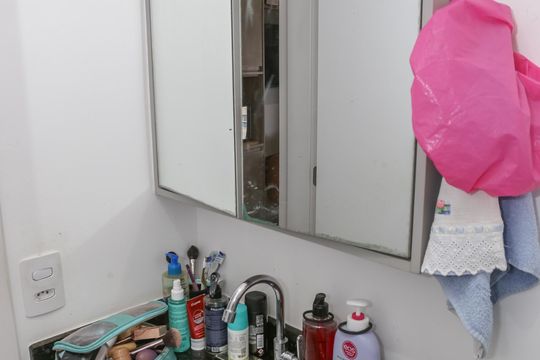 Banheiro de kitnet/studio para alugar com 1 quarto, 25m² em Perdizes, São Paulo