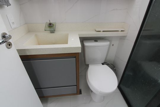 Banheiro de apartamento à venda com 2 quartos, 42m² em Jardim Brasilia, São Paulo