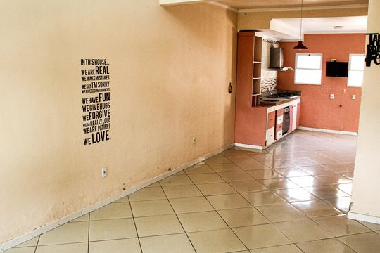 Casa para alugar com 3 quartos, 123m² em Guaratiba, Rio de Janeiro