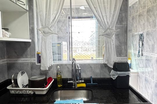 Cozinha de apartamento à venda com 2 quartos, 55m² em Jardim Alvorada, Santo André