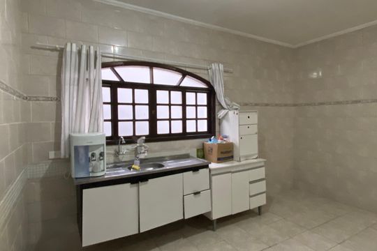 Cozinha de casa para alugar com 3 quartos, 189m² em Vila Yolanda, Osasco