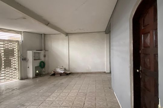Garagem de casa para alugar com 3 quartos, 189m² em Vila Yolanda, Osasco