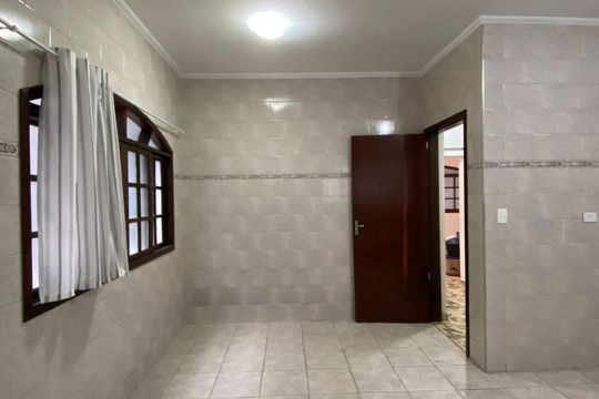 Cozinha de casa para alugar com 3 quartos, 189m² em Vila Yolanda, Osasco