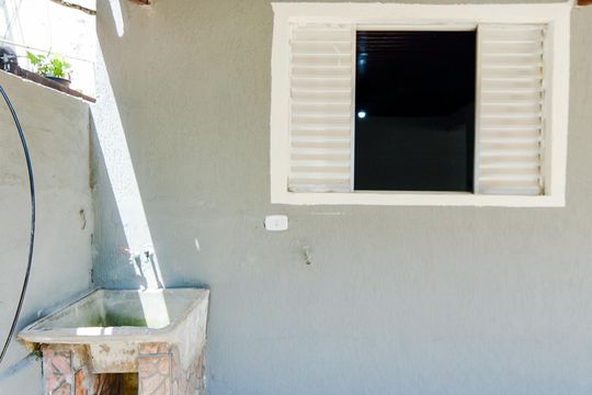 Área de Serviço de casa para alugar com 1 quarto, 83m² em Vila Nova Bonsucesso, Guarulhos