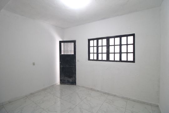 Quarto de casa para alugar com 1 quarto, 80m² em Jardim Marilda, São Paulo