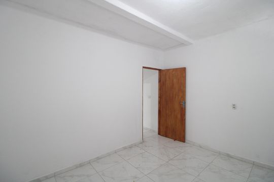 Quarto de casa para alugar com 1 quarto, 80m² em Jardim Marilda, São Paulo